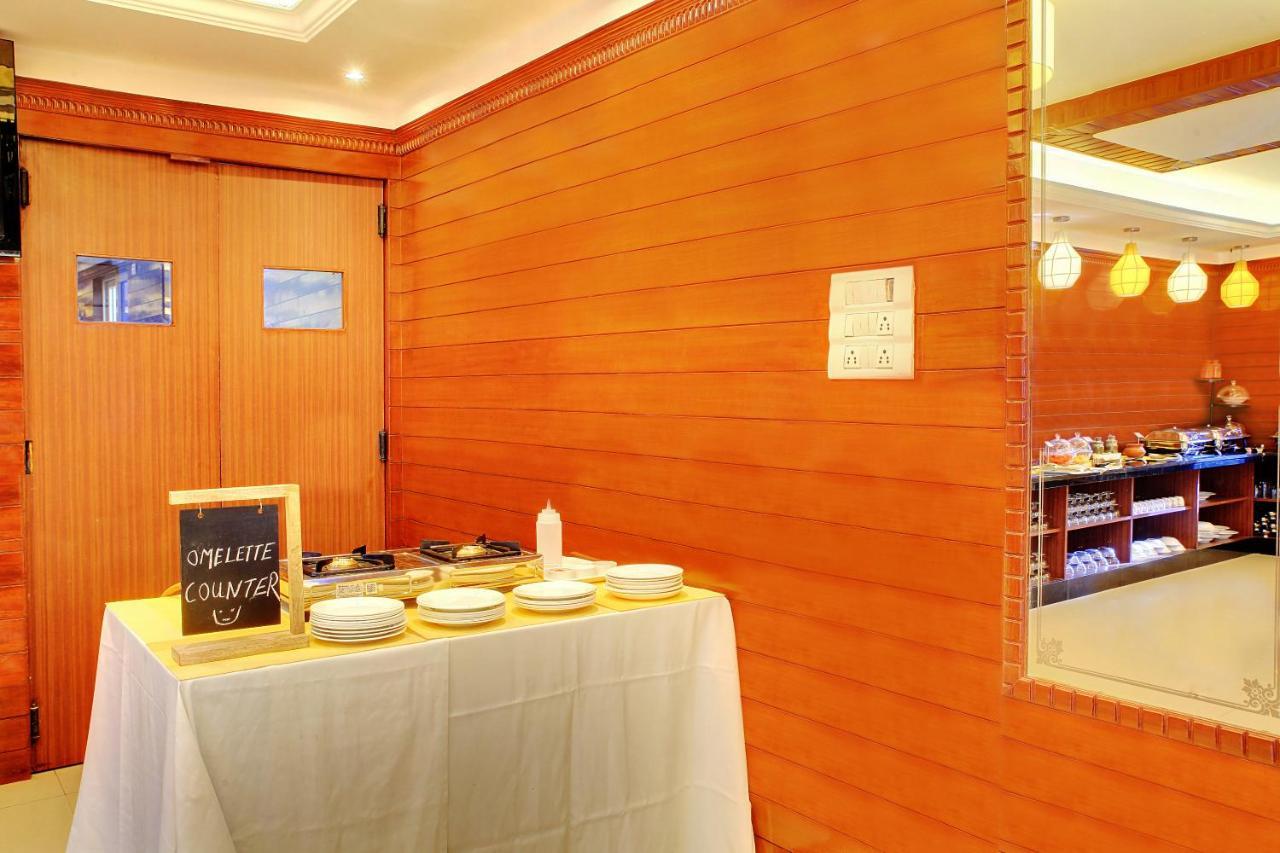 The Liverpool Blue Hotels Bangalore Exterior foto